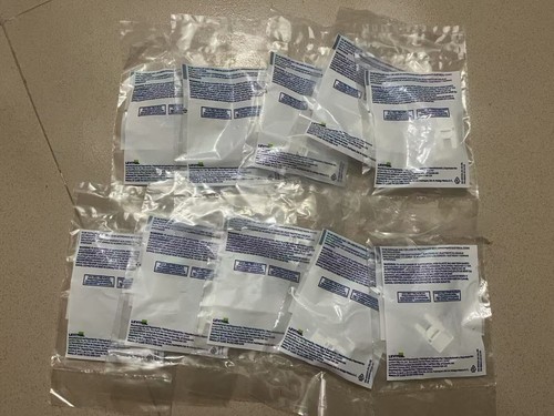 Lot of 10 Leviton 61110-RW6 Cat 6 Keystone jack Gigabit RJ45 White Free shippin - Afbeelding 2 van 3