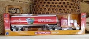 NEW 2020 Circle K Toy Tanker Truck Kenworth W900 1//43 Scale Series 1 New Ray