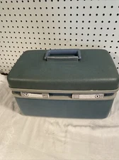 Vintage Blue Samsonite Royal Traveller Medalist TRAIN CASE With Tray No Key