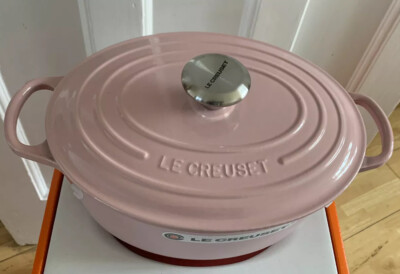Le Creuset Signature Cast Iron 27cm Oval Casserole - Chiffon Pink