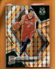 Nikola Mirotic 2018-19 Panini Spectra BK Base Neon Orange Prizm #63 /5