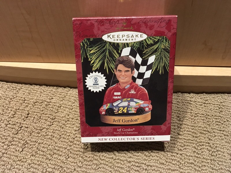 1997 Hallmark Keepsake Ornament - Jeff Gordon Stock Car Champions -1st In Series
