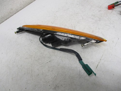 Blinker vorne rechts Yamaha Gygnus 125 XC 2000-2003 - Picture 3 of 3