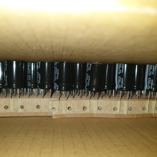 NICHICON RZ JAPAN 4700uF 25V 105C HQ CAPS FOR AUDIO ! 16pcs! - Picture 8 of 8