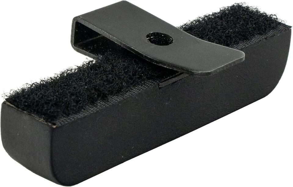 Reposapulgares de latón extraíble MicroBass para una mejor jugabilidad fácil clip de resorte Foto 4 de 4