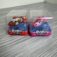 Sealed Robo Alive Water Activated Color-Changing Robotic Fish Toy lot of 2