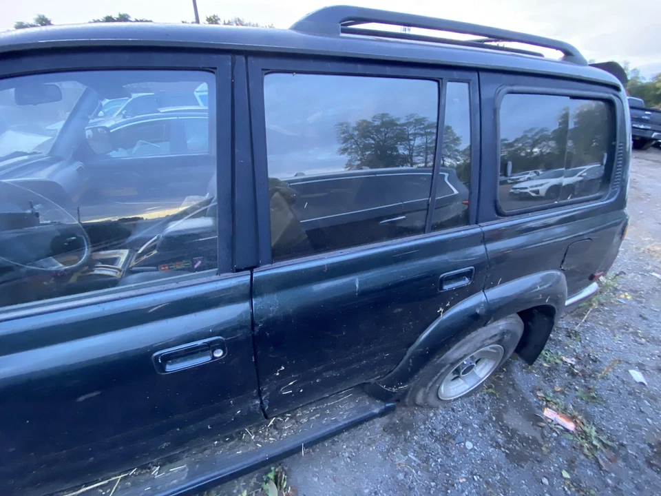 (仅限本地提货)91 92 93 94 95 96 97 98 丰田 Land CRUISER 左后门 — 第 2/4 张图片