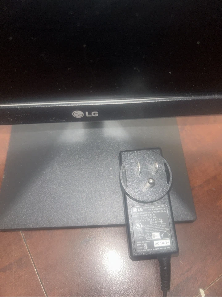 Lg Monitor - Image 2 of 3