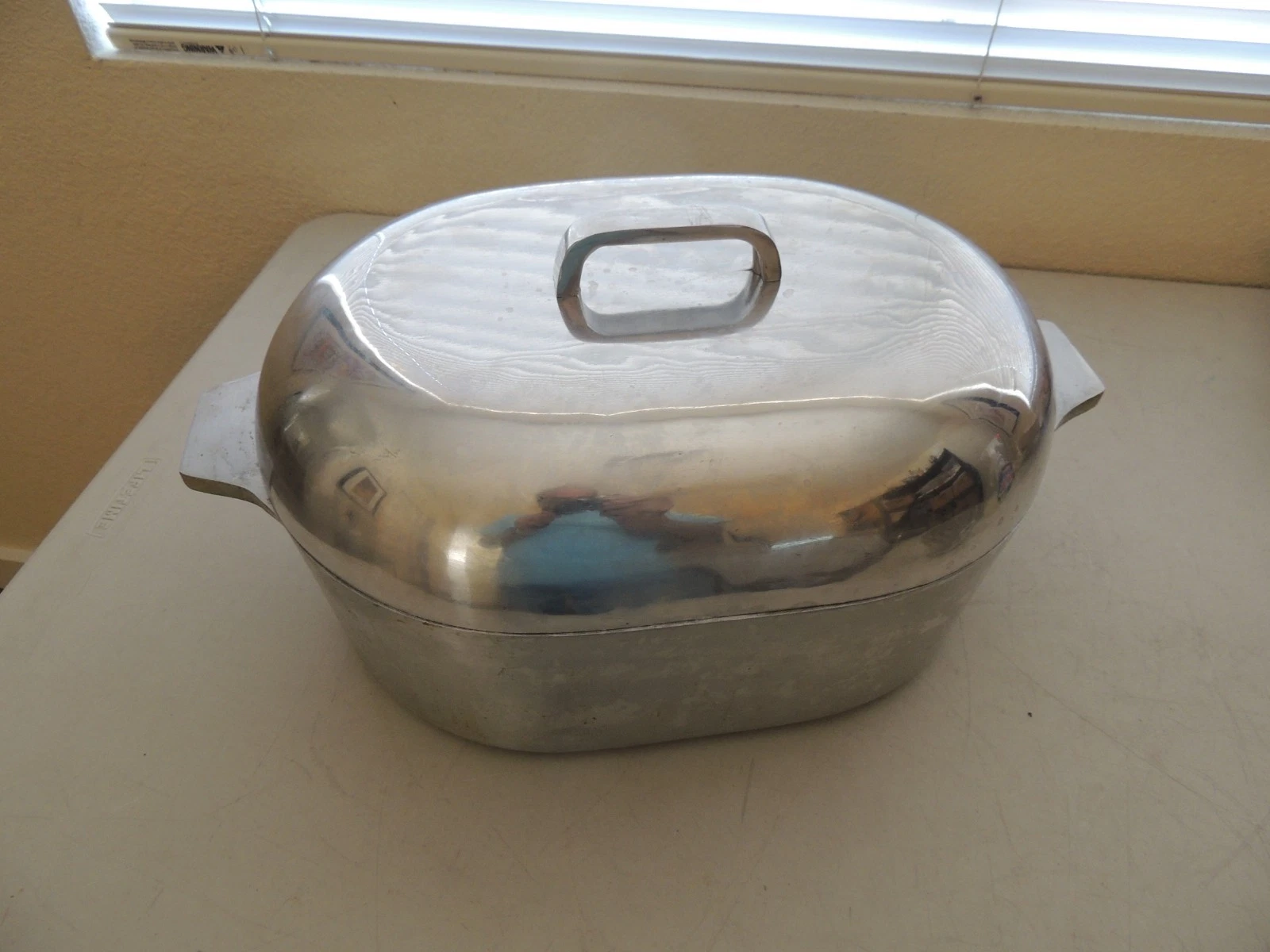 Vintage Forever Ware 14 Qt Aluminum Roaster w/ Lid & Trivet NICE