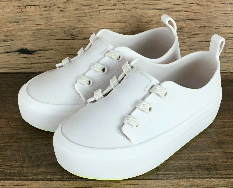 Mini melissa best sale sneaker