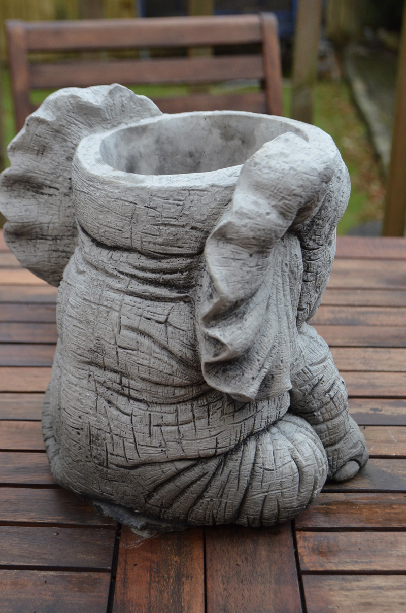 ELEPHANT PLANTER HAND CAST STONE OUTDOOR GARDEN ORNAMENT STATUE FLOWER