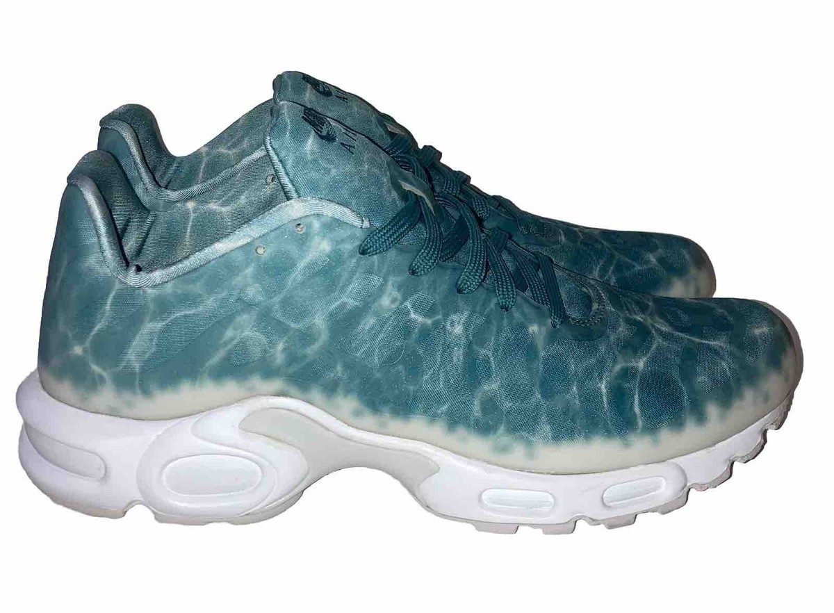 9.5 NIKE AIR MAX PLUS SWIMMING POOL MINERAL TEAL 2016 899595-300