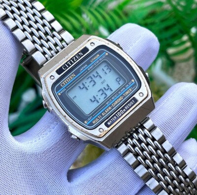 Vintage Citizen Digital LCD Multi Alarm-Chronograph Japan Made Men