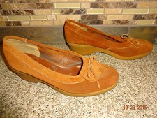 Vintage Made Spain Womens Approx Sz 7.5 Mocs Brown Suede Rubber Wedge Heel Shoes