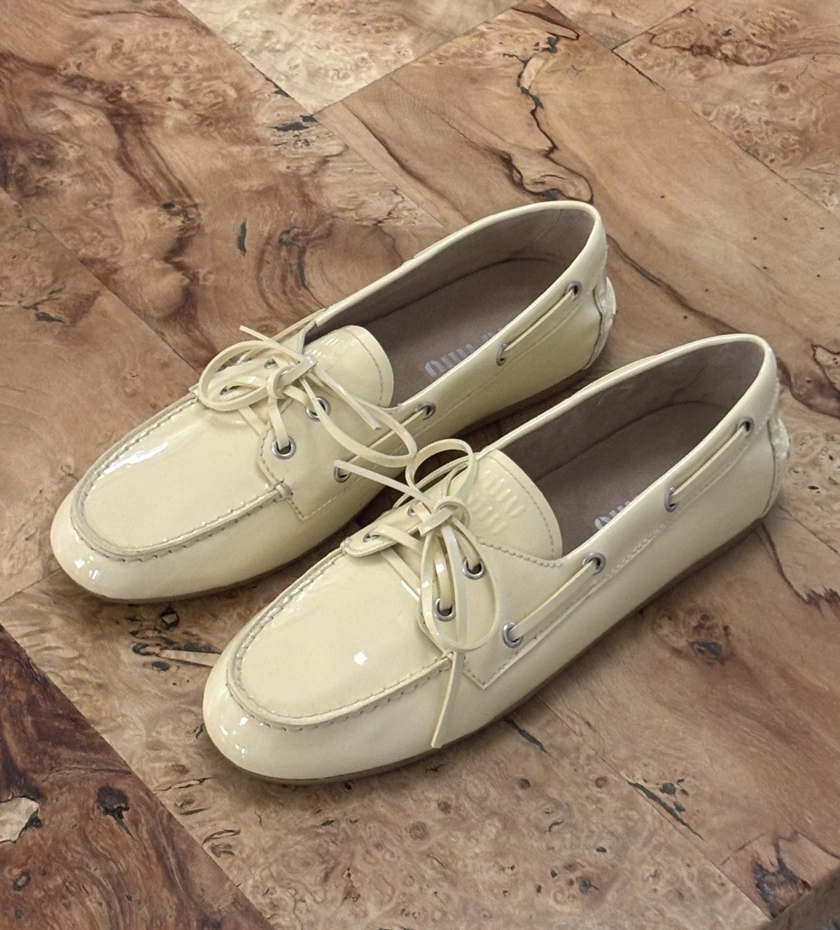 Miu Miu — Miu Miu Boat Shoe Vernice Mocassin Spring 26 Sz 39 Brand New Burro/Butter Yellow