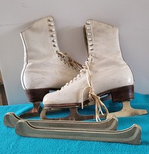 Vintage 1960's Hyde Athletic Ice Skates White Great Look for Display or blades
