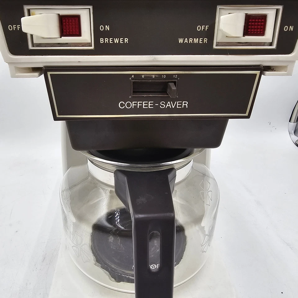 复古 Mr. Coffee 12 杯咖啡机 MCS-1212 玻璃水瓶测试工作! — 第 4/4 张图片