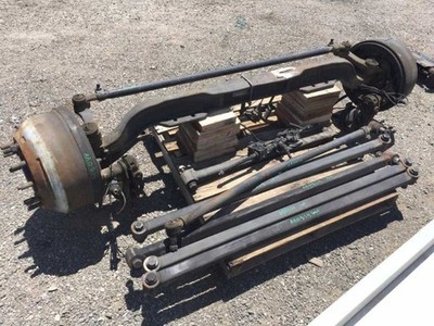 01 MONACO DIPLOMAT LE 40PBD COMPLETE FRONT SUSPENSION BEAM E-1200I SPICER (2WD)
