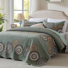 3 Pieces King Size Olive Green Quilt Set Lightweight Oversized Bedspread