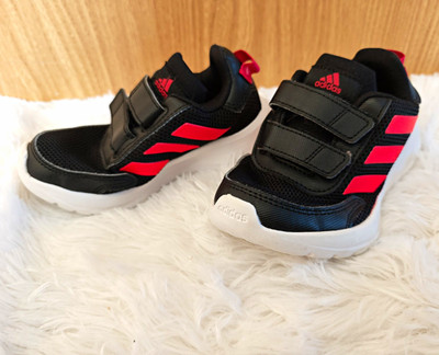 adidas Tensaur Run Kinder Sneaker EU 28 Schwarz/Rot/Weiß Klett Mesh