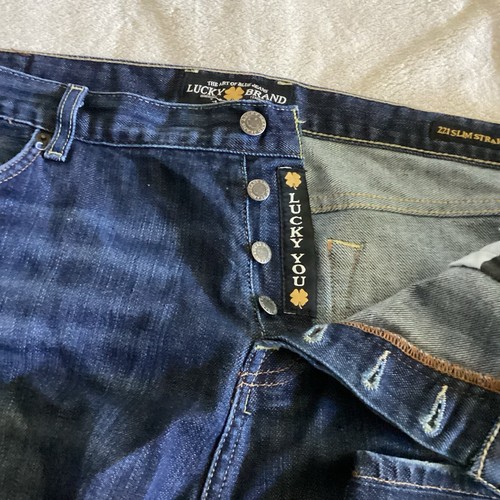 Lucky Brand 221 original straight Jeans Men'sSz 42x32 Button Fly Distressed Read - Picture 11 of 21
