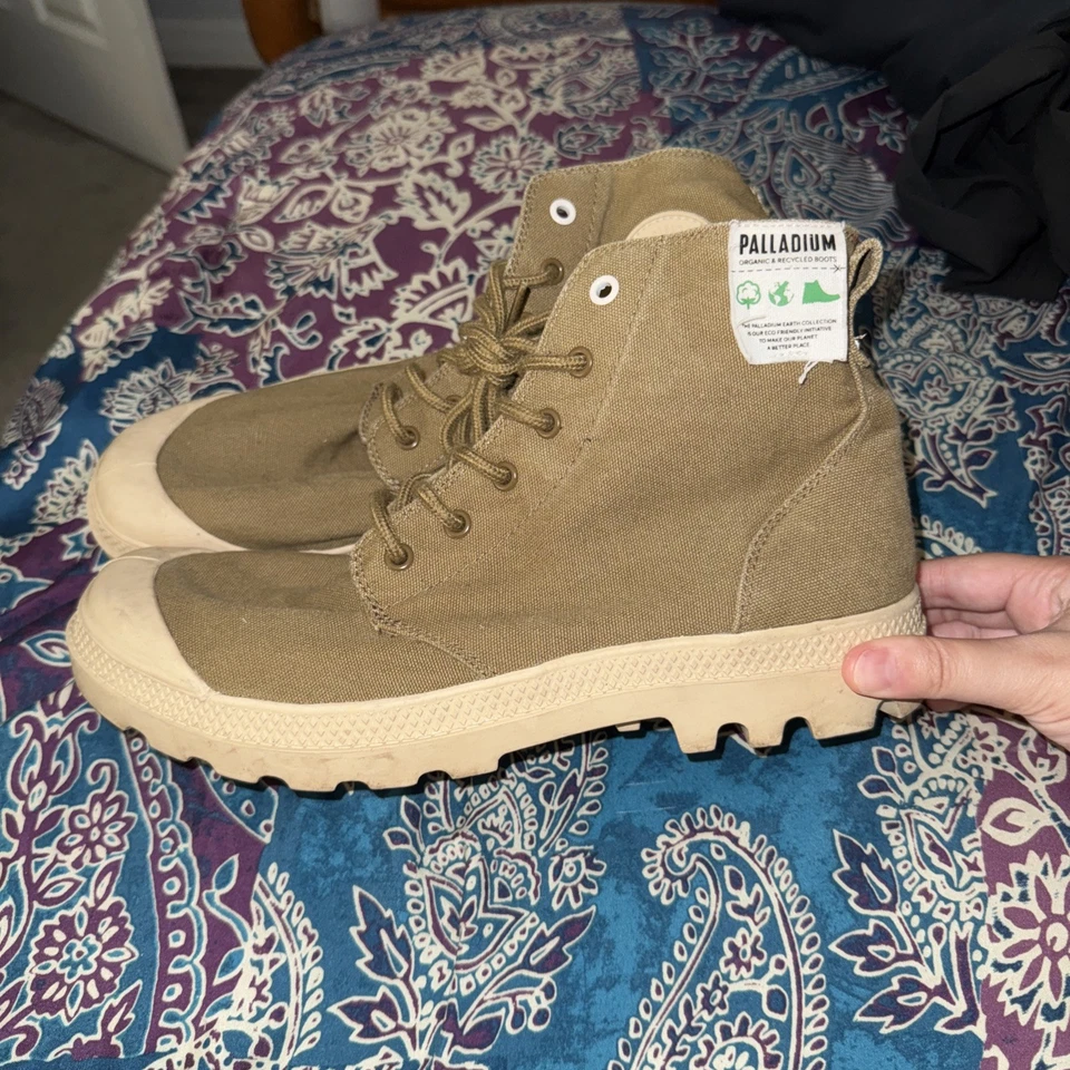 Palladium Earth Collection Men's 10 Women's 11.5 High Top Shoes Olive Green - image 2 of 4