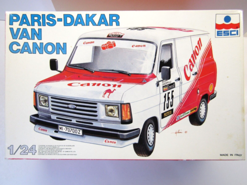 Esci 1:24 Scale Paris-Dakar "Canon" Ford Transit Van Model Kit # 3054 - Afbeelding 1 van 11