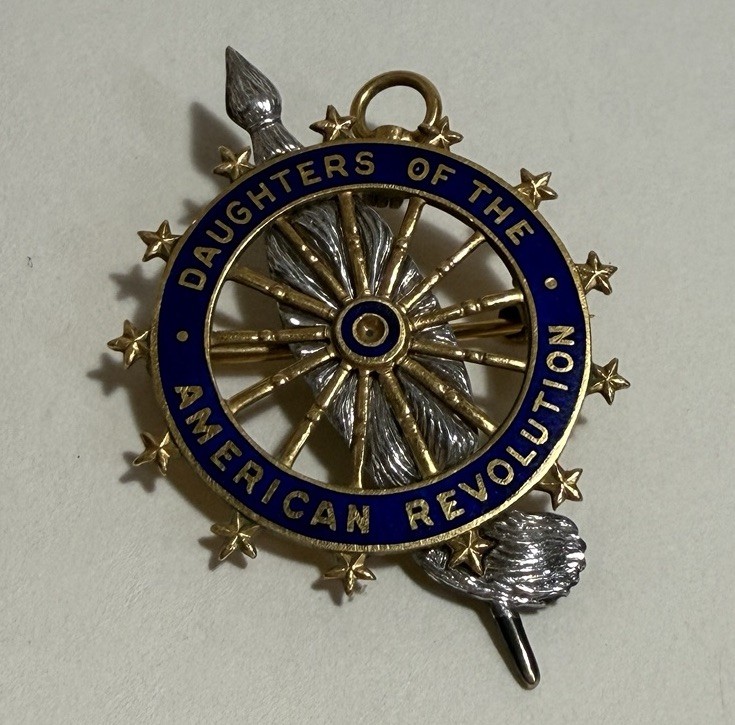 Daughters of the American Revolution Member Gold Pin Caldwell Pendant Antique