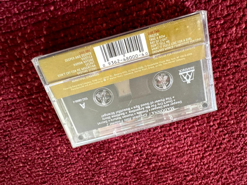 MADONNA GHV2 CASSETTE TAPE SEALED IMPORT WARNER MUSIC TAG PROMO  BOX GREATEST LP - Bild 2 von 4