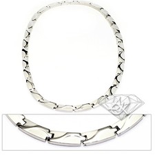 Accents Kingdom Men's Wave Pattern Titanium Magnetic Golf Link Necklace