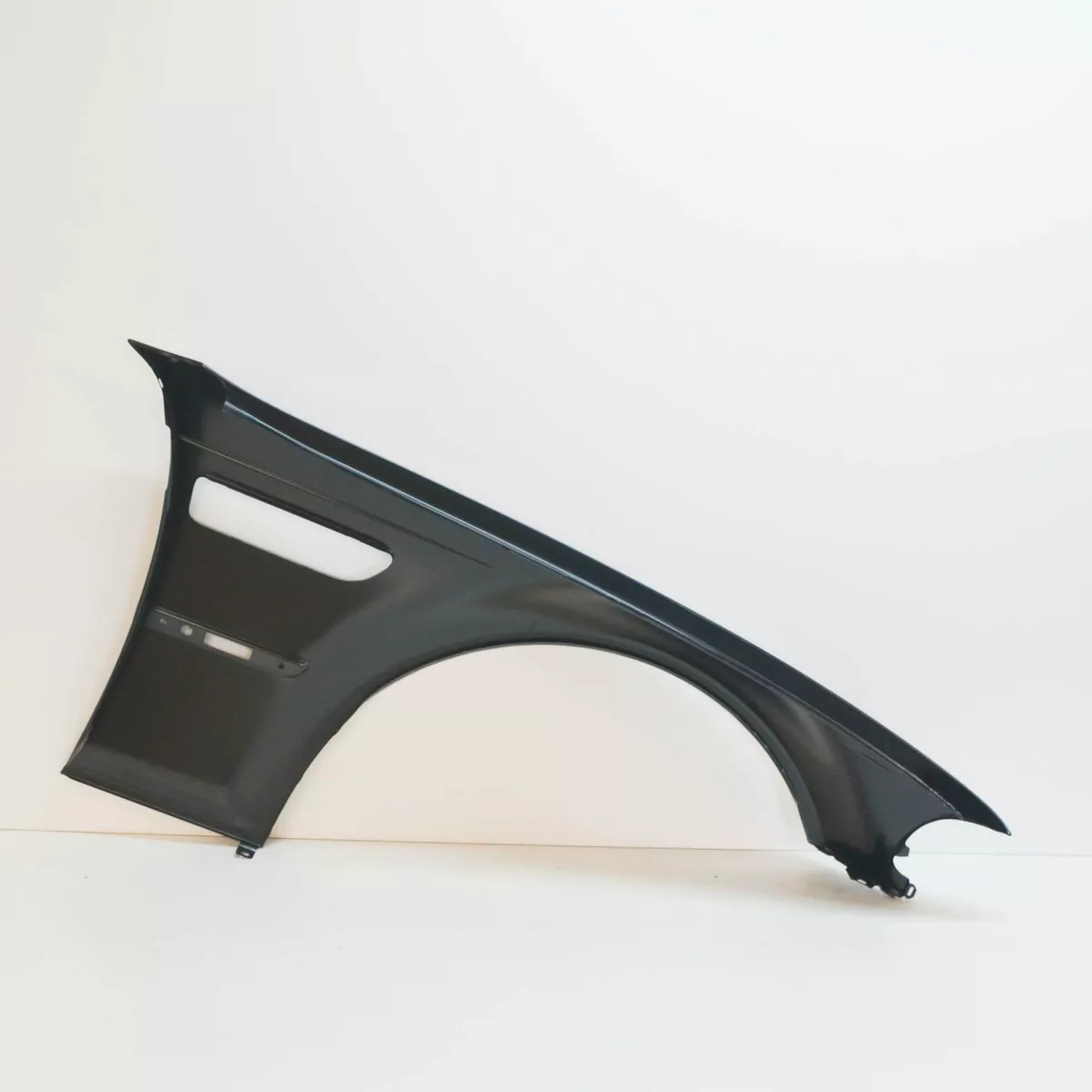 BMW M3 Coupe E46 Front Left Fender Side Panel 7894337 41357894337 