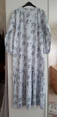 Robe longue cottagecore bleu pastel liberty à volant.Petites fleurs.Taille 40/42 - Photo 1/4