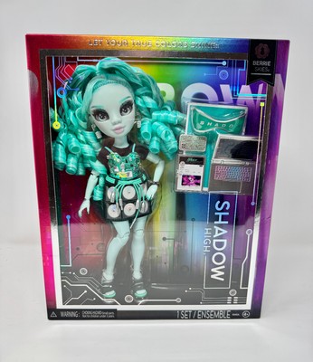 Rainbow High Shadow High Berrie Skies Fashion Doll