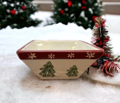 St. Nicholas Square Yuletide 6x6 square snack dish. Hand painted w/snowmen NWOT - Picture 4 of 8