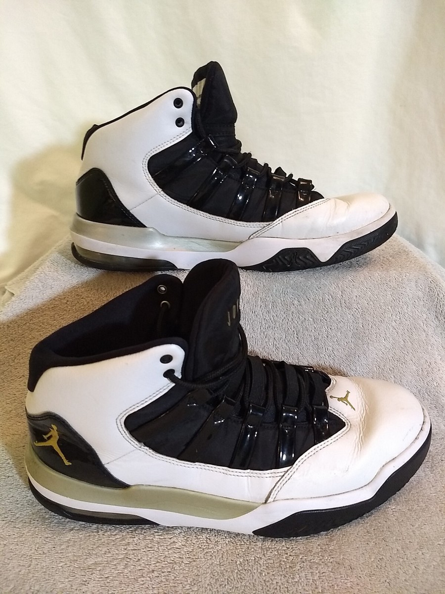 Jordan Max Aura ‘White, Black, & Gold’ AQ9084-107 Jordan | Shoes | Jordan Max Aura White Black Gold Aq98407  main image 2
