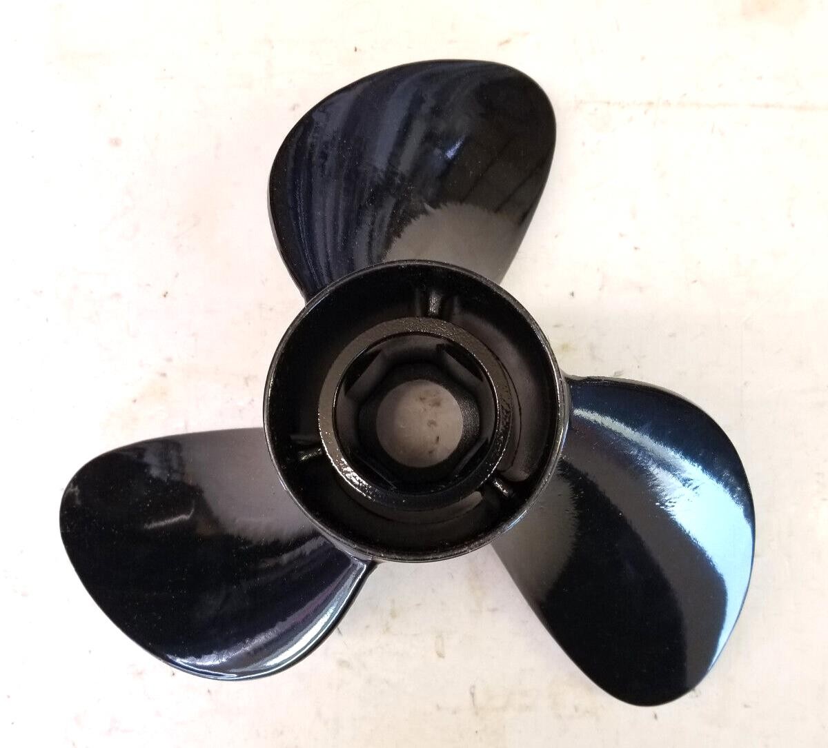 Twister 11 3/4 x 15 Pitch RH Aluminum Prop 221302