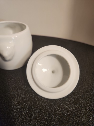 Apilco France 2-Piece Lion Handle w/ Lid Pot De Creme Classic Whiteware Preowned - Picture 5 of 7