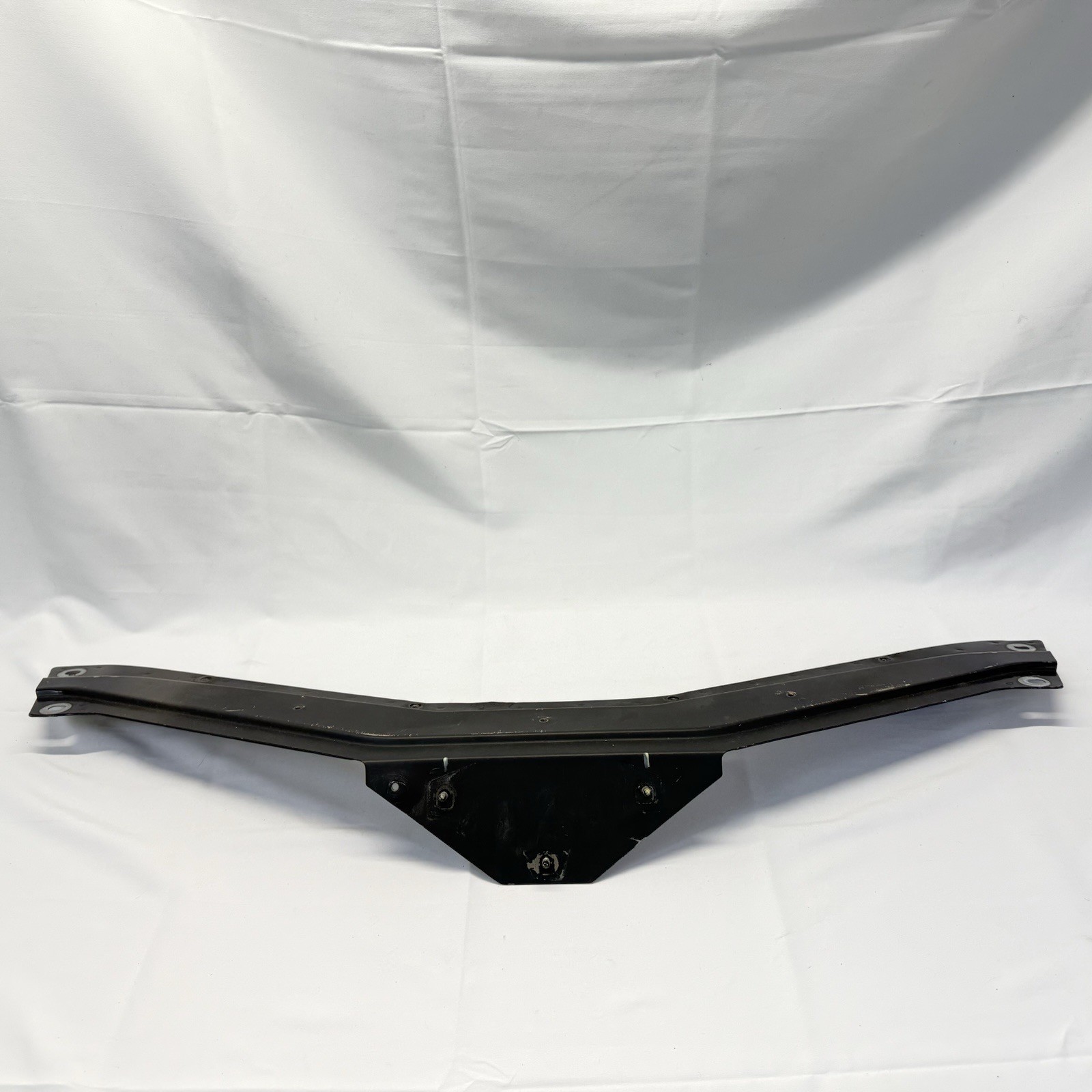 Maserati Quattroporte M139 Front Upper Radiator Support Bracket OEM 03-13