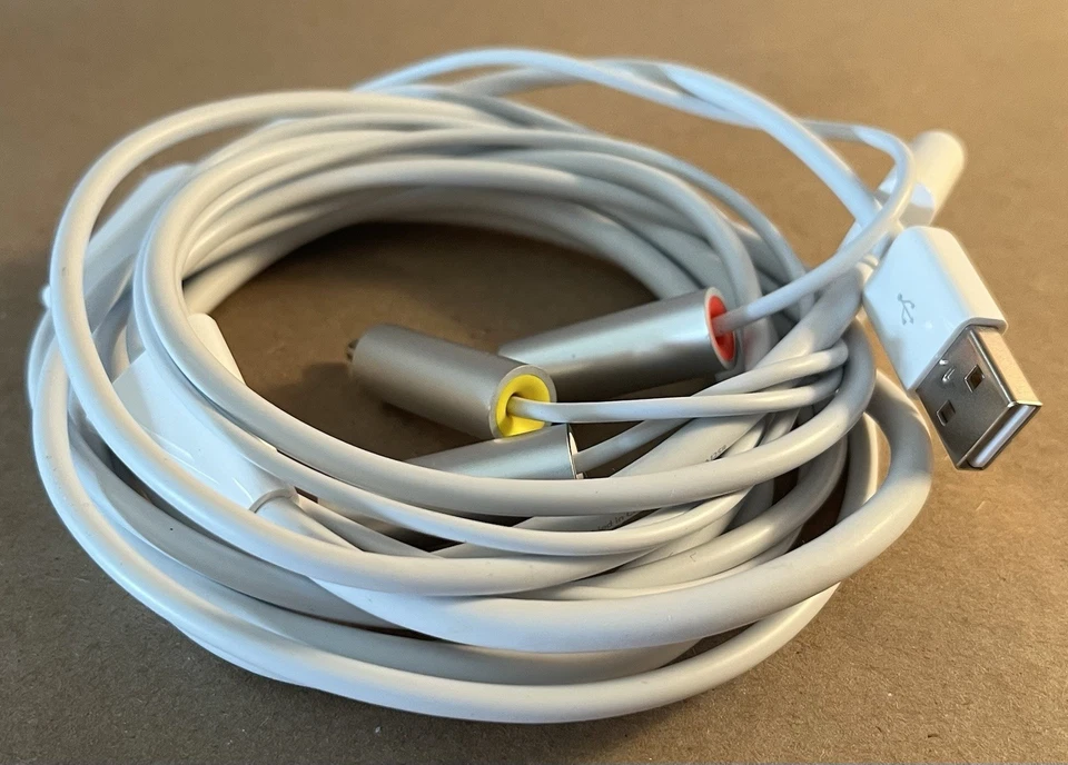 OEM Apple Composite AV Cable (MB129LL/B) NEW OPEN BOX 2009 - Image 4 of 4