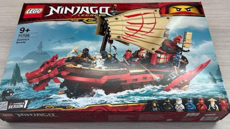 Lego 71705 Ninjago Legacy Destiny's Bounty Playset Battle Ship