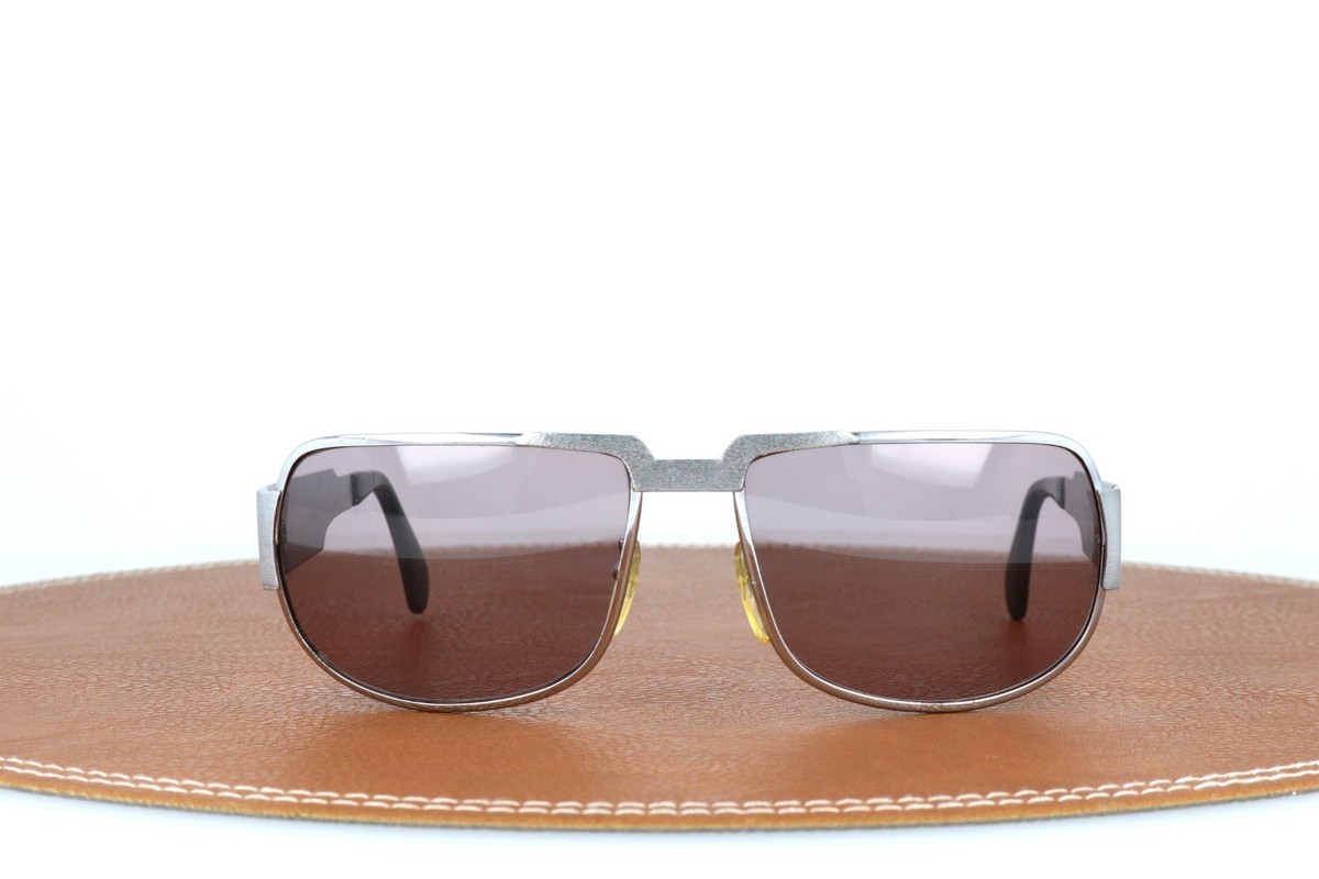 Neostyle Nautic 828 130 Elvis Sunglasses 1972 Vintage W/Tcb Gold