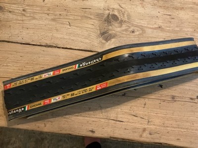 Challenge Chicane Pro TLR 700x33 Gravel Reifen Neu