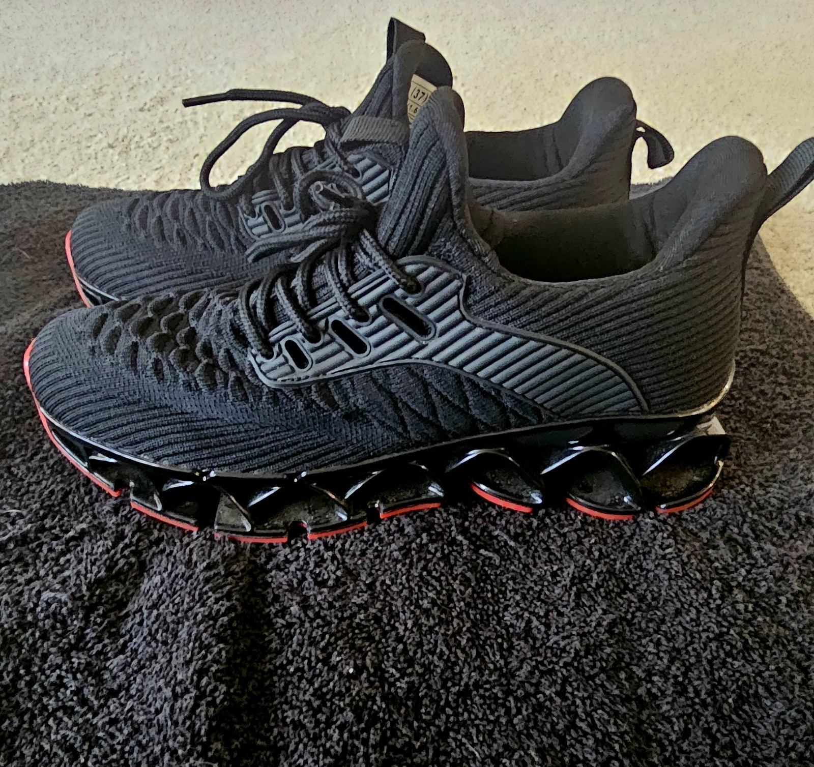 Men's Black Running Walking Sneakers Size 6.5 Lightweight Comfortable