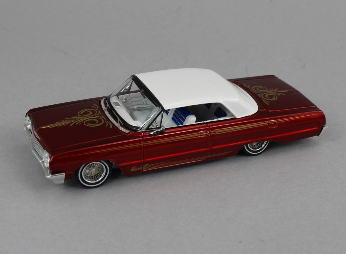 1:64 *FINE WORKS 64* Red Chevrolet IMPALA *LOWRIDER* High Detail