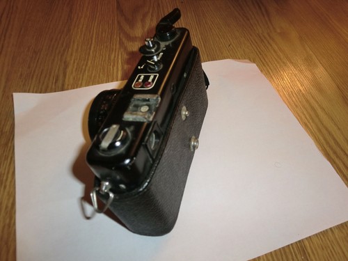 Yashica MG-1 Film Camera with Yashinon 45mm 2.8 Lens *Parts/Repair**AS-IS** - Picture 4 of 5