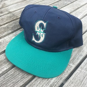 mariners light blue jersey
