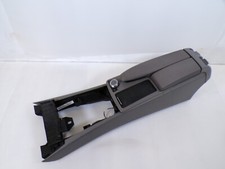 Mercedes-Benz C-Klasse W204 Mittelarmlehne Mittelkonsole RHD A2046800150