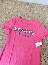 Aeropostale Shirt Womens Small Pink Short sleeve Spellout Classic Crew NWT NEW
