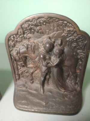 vintage HUBLEY 313 Cast Iron Bronzed BOOKENDS Romeo Julliet Knight Maiden Horse