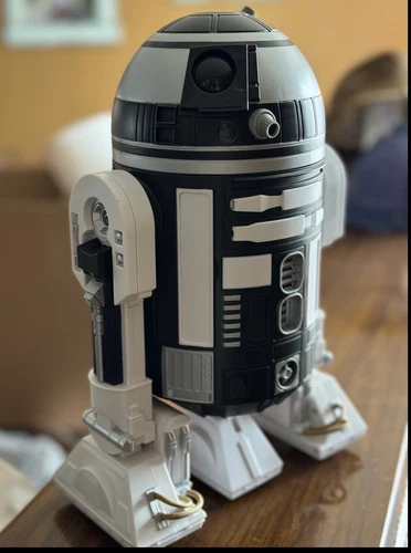 Disney Star Wars Galaxy's Edge Droid Depot Build Your Own Droid - R Unit